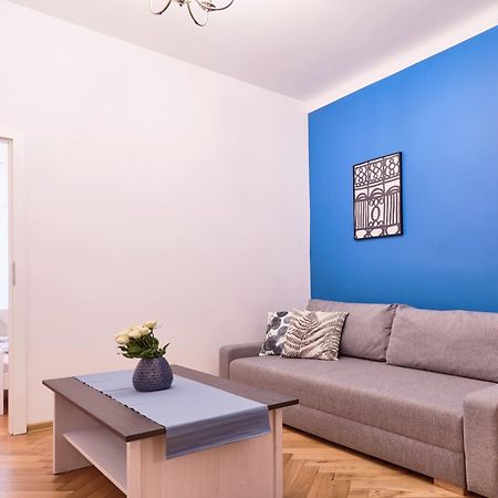 Spacious Apartments Zyblikiewicza Street كراكوفيا المظهر الخارجي الصورة