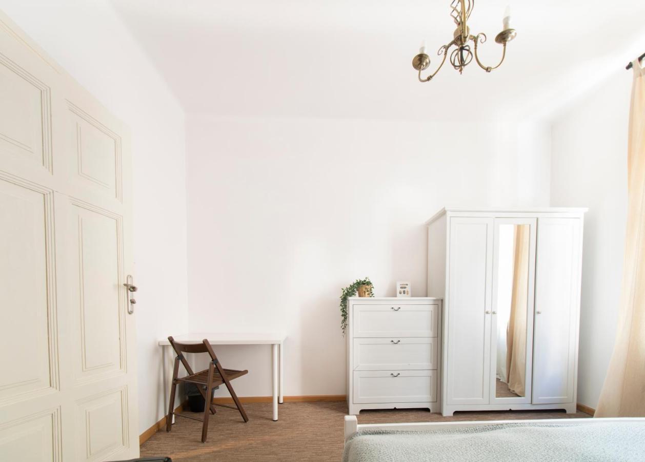 Spacious Apartments Zyblikiewicza Street كراكوفيا المظهر الخارجي الصورة