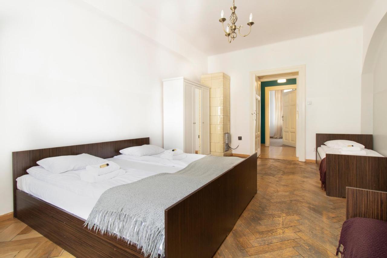 Spacious Apartments Zyblikiewicza Street كراكوفيا المظهر الخارجي الصورة
