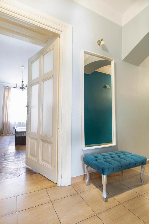 Spacious Apartments Zyblikiewicza Street كراكوفيا المظهر الخارجي الصورة