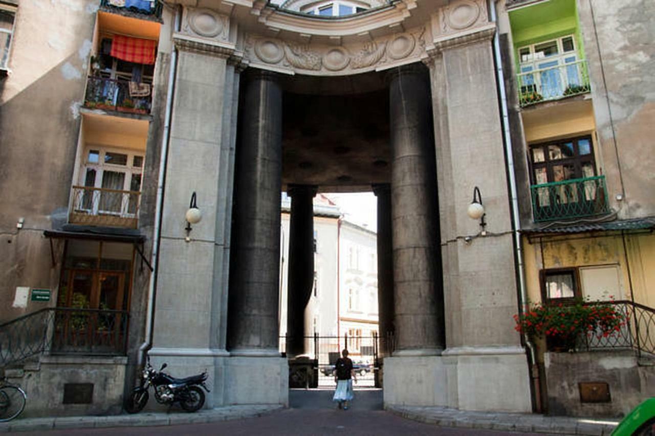 Spacious Apartments Zyblikiewicza Street كراكوفيا المظهر الخارجي الصورة